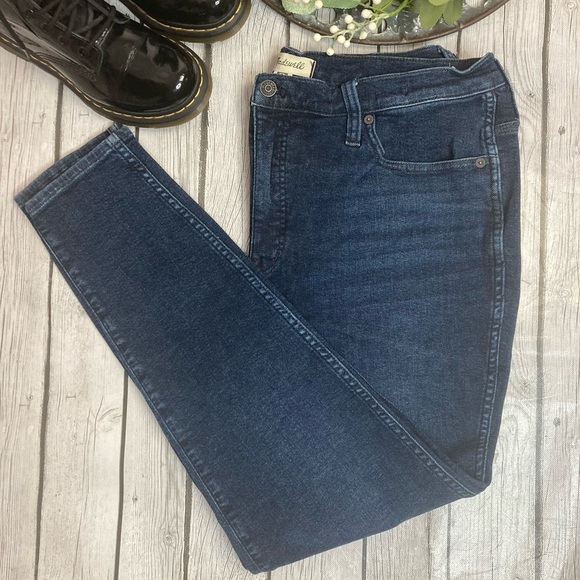 Madewell 10” High Rise Skinny Jeans - Picture 4 of 12